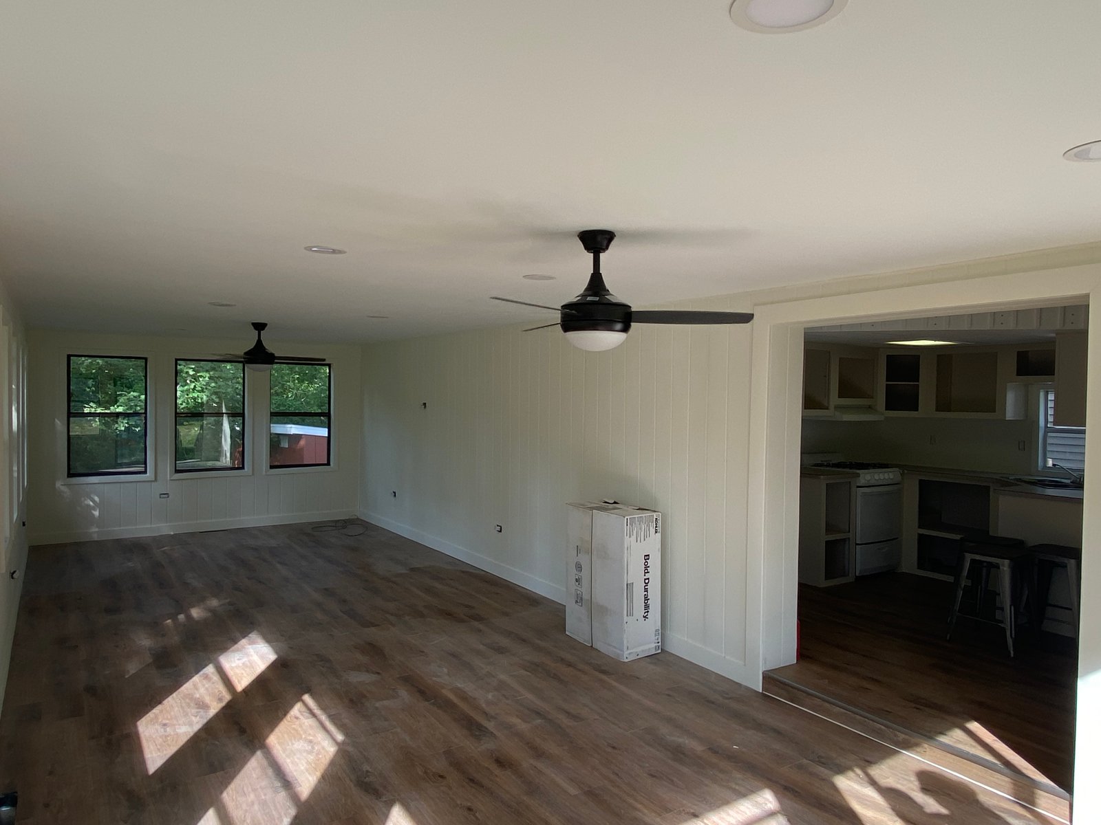 10C618C4-B23A-4B7D-A3C8-977E080435F3