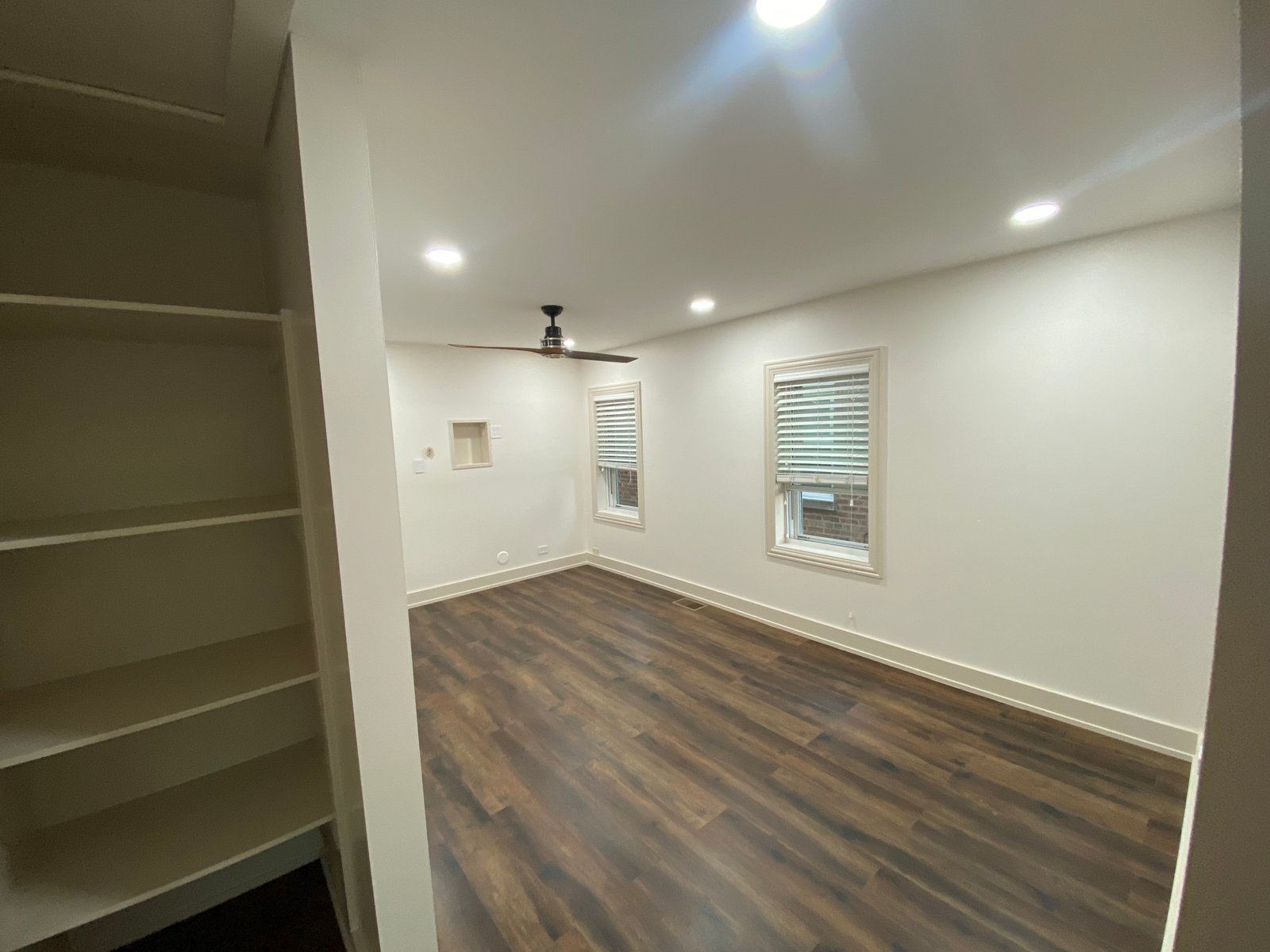 9F4AF2EE-8957-414D-841B-5DB6A0AB4173