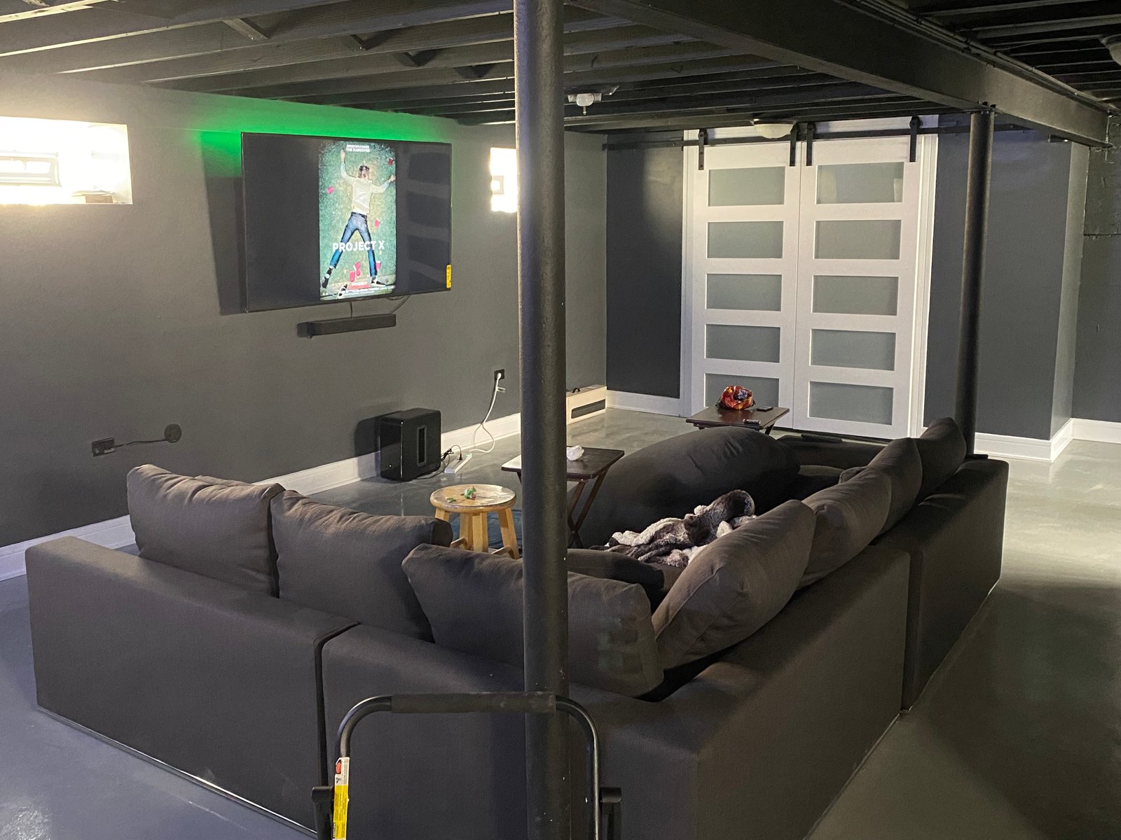 AD45DF79-296B-4BDD-93CE-40EDB1D8711F